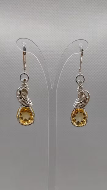 Örhängen Luscious Pearls i 925 sterlingsilver med facetterad citrin
