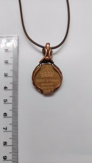 Halsband Coin i koppar med 2-öring från 1965