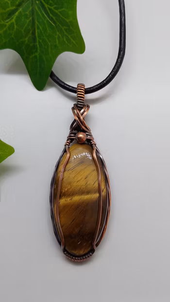Halsband Classic Curves i koppar med tigeröga