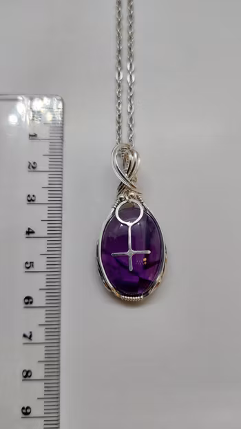 Halsband Swirly Woman i 925 sterlingsilver med trapiche ametist