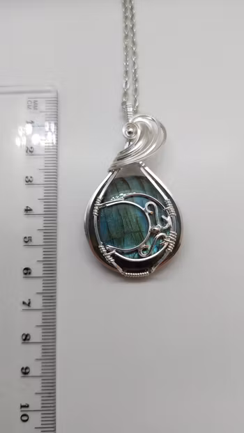 Halsband Magical Moon i 925 sterlingsilver med labradorit