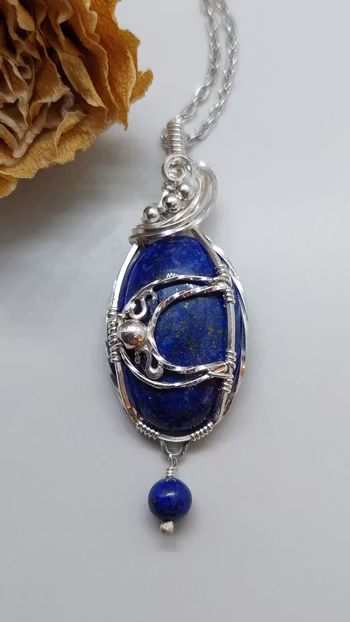Halsband Magical Moon i 925 sterlingsilver med lapis lazuli