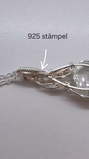 Halsband Delicious Double Dangle i 925 sterlingsilver med lodolit och peridot