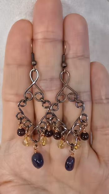 Örhängen Dazzling Dangles i koppar med ametist, citrin och granat