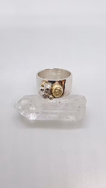 Ring med 925 sterlingsilver- och guldkulor