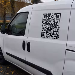 QR-kod-dekal med egen länk | För företag, bil, skyltfönster & butik