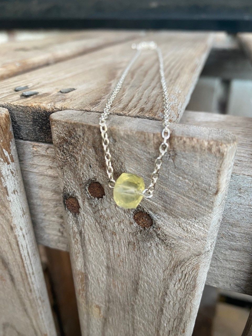 Kort halsband – Citronkvarts