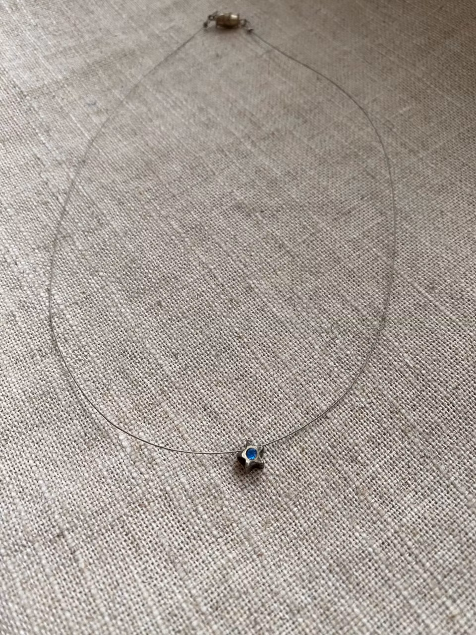 FYND – Halsband med stjärna