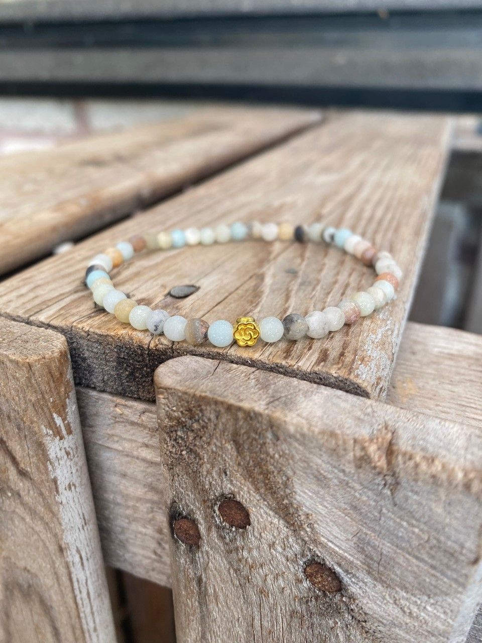 Armband – Frostad amazonit & blomma
