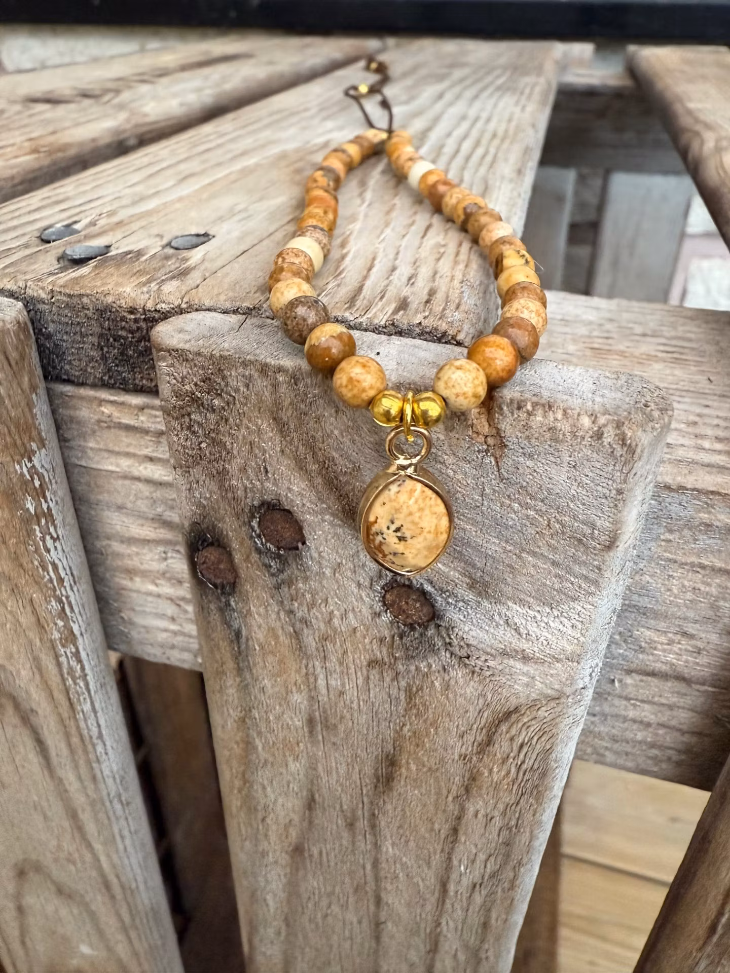 Kort halsband – Bildjaspis