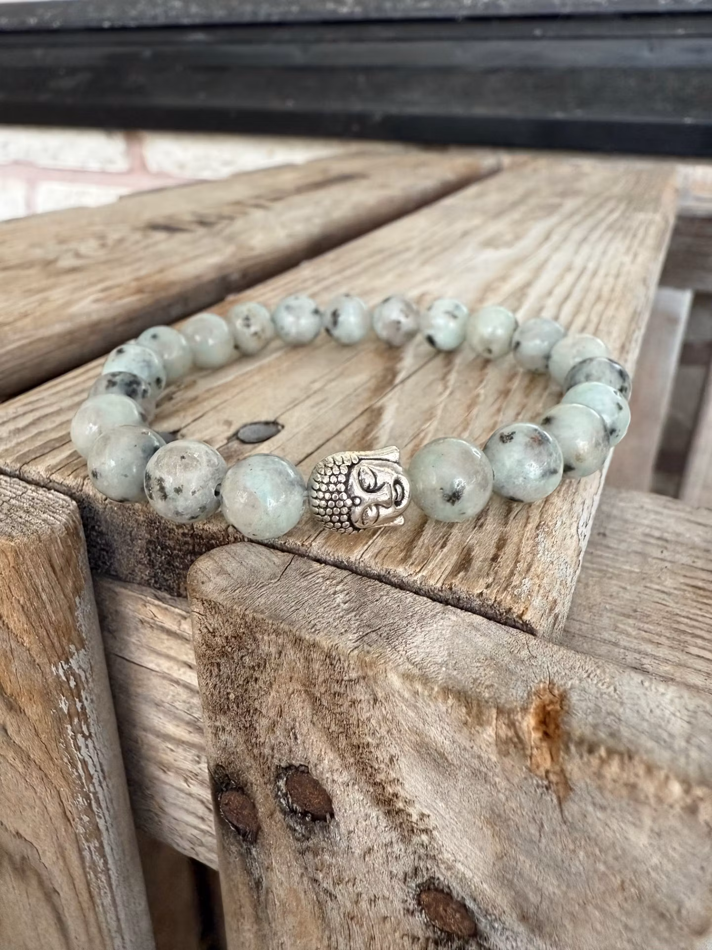 Armband – Kiwijaspis/sesamjaspis & buddha