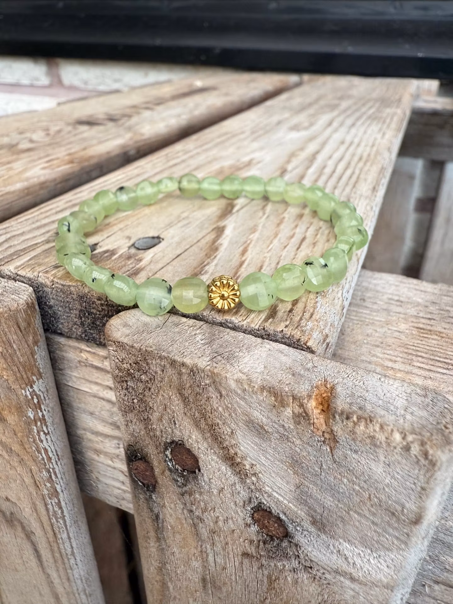 Armband – Facetterad prehnit