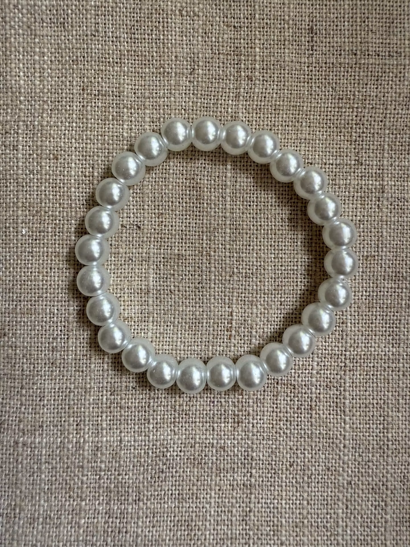 FYND – Armband, vitt