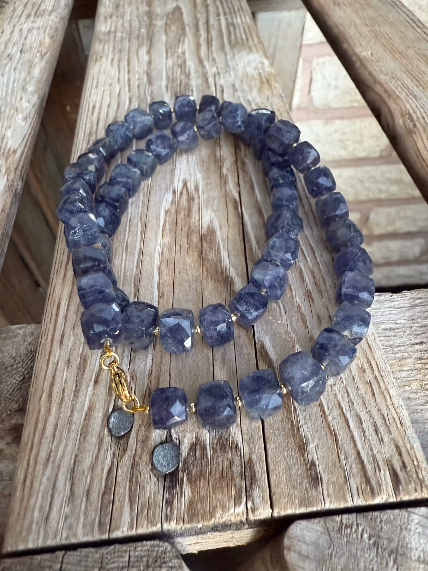 Halsband – Iolit/vattensafir