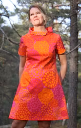 Modell Norma - red flower