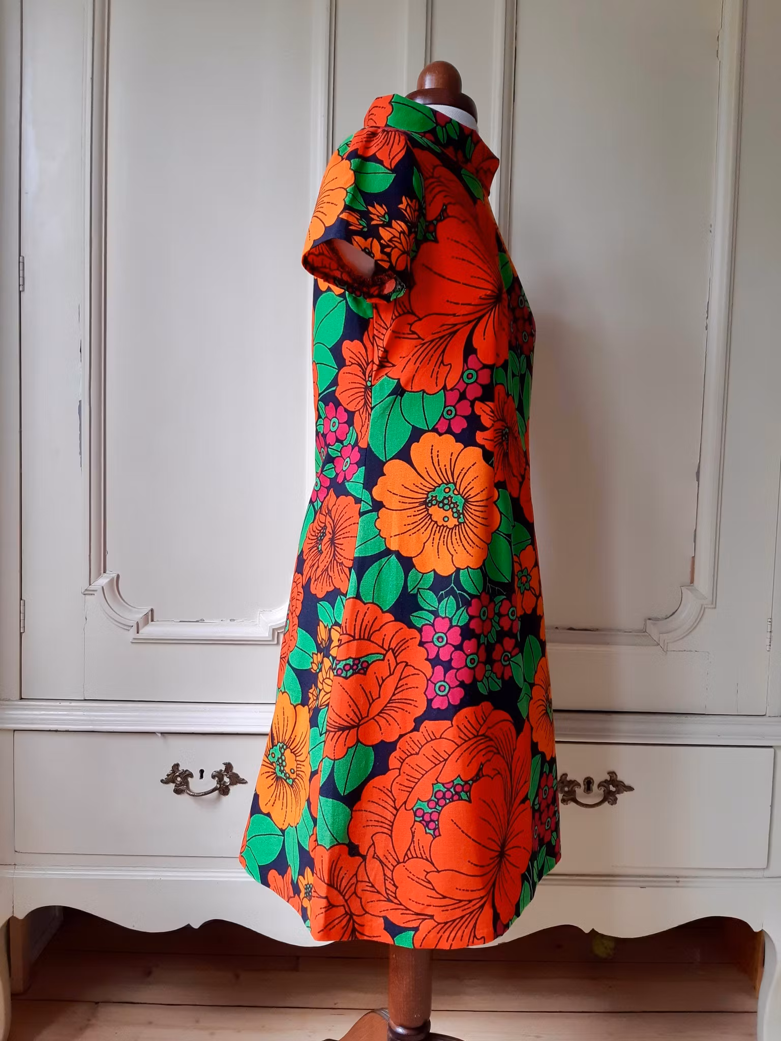 Modell Ingrid - blomstersaga