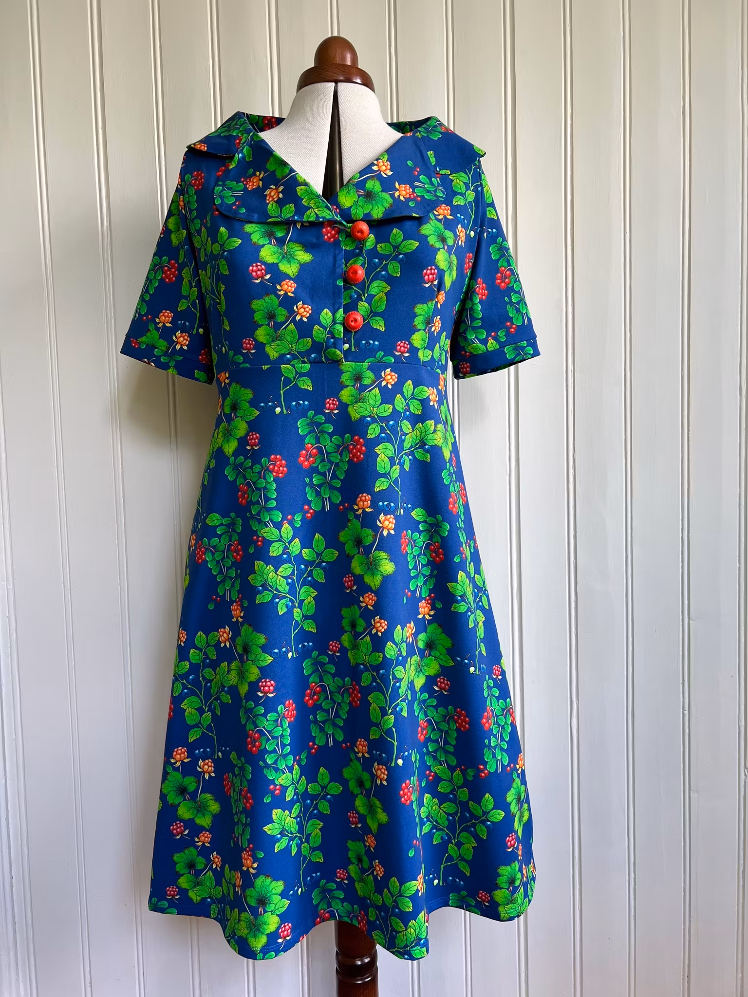 Modell Alexandra - Skogsbär