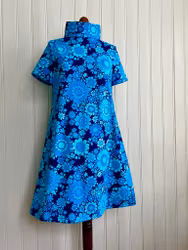 Modell Ingrid - blue Blossom