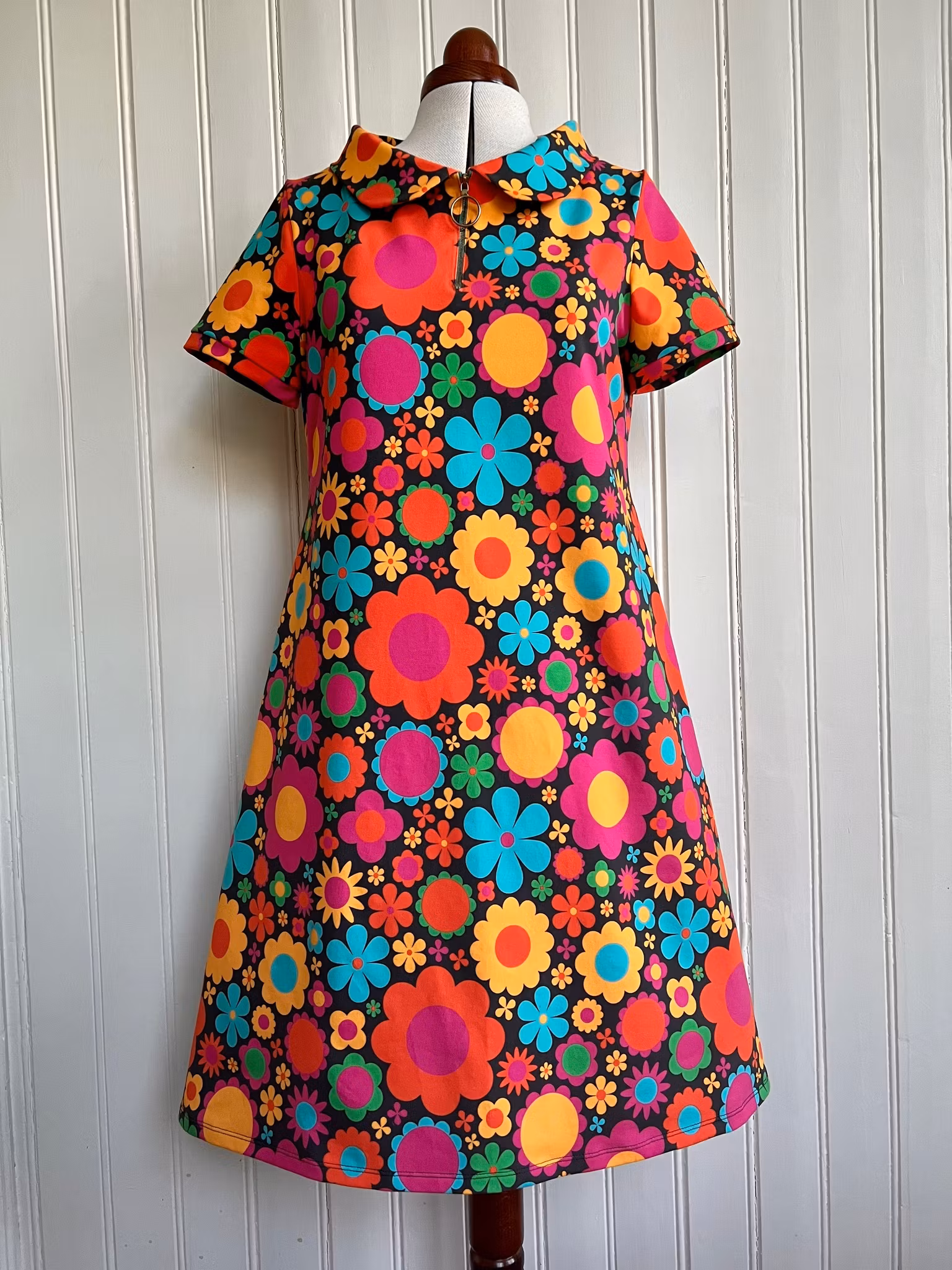 Modell Mirjam - poppblommor