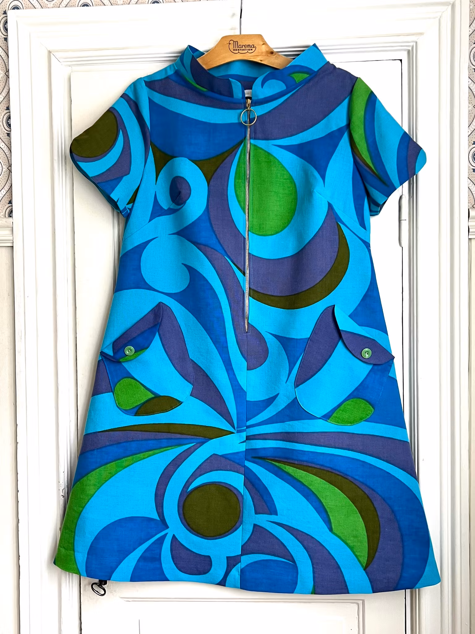 Modell Monica - swirls