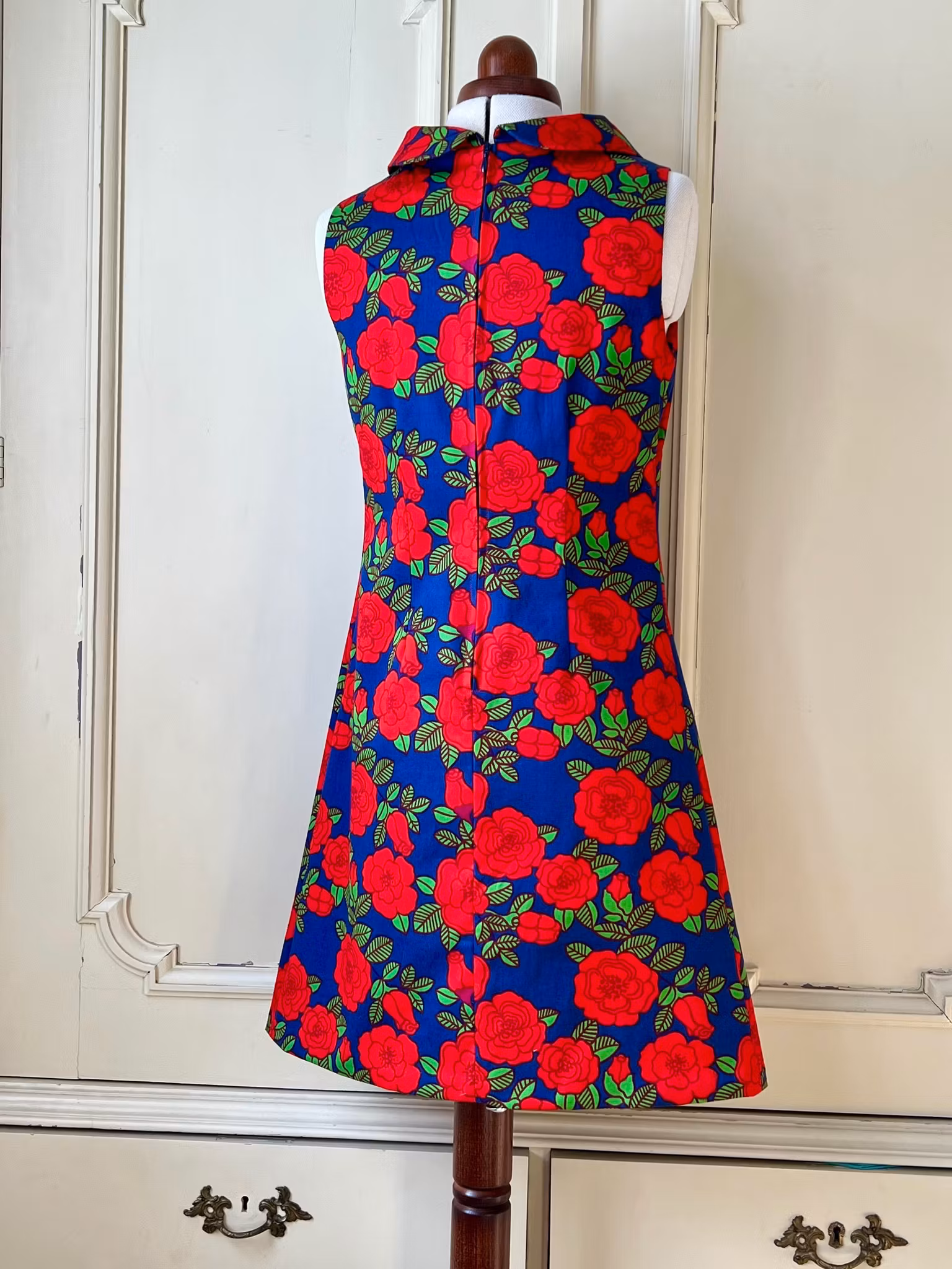 Modell Britt - retro roses