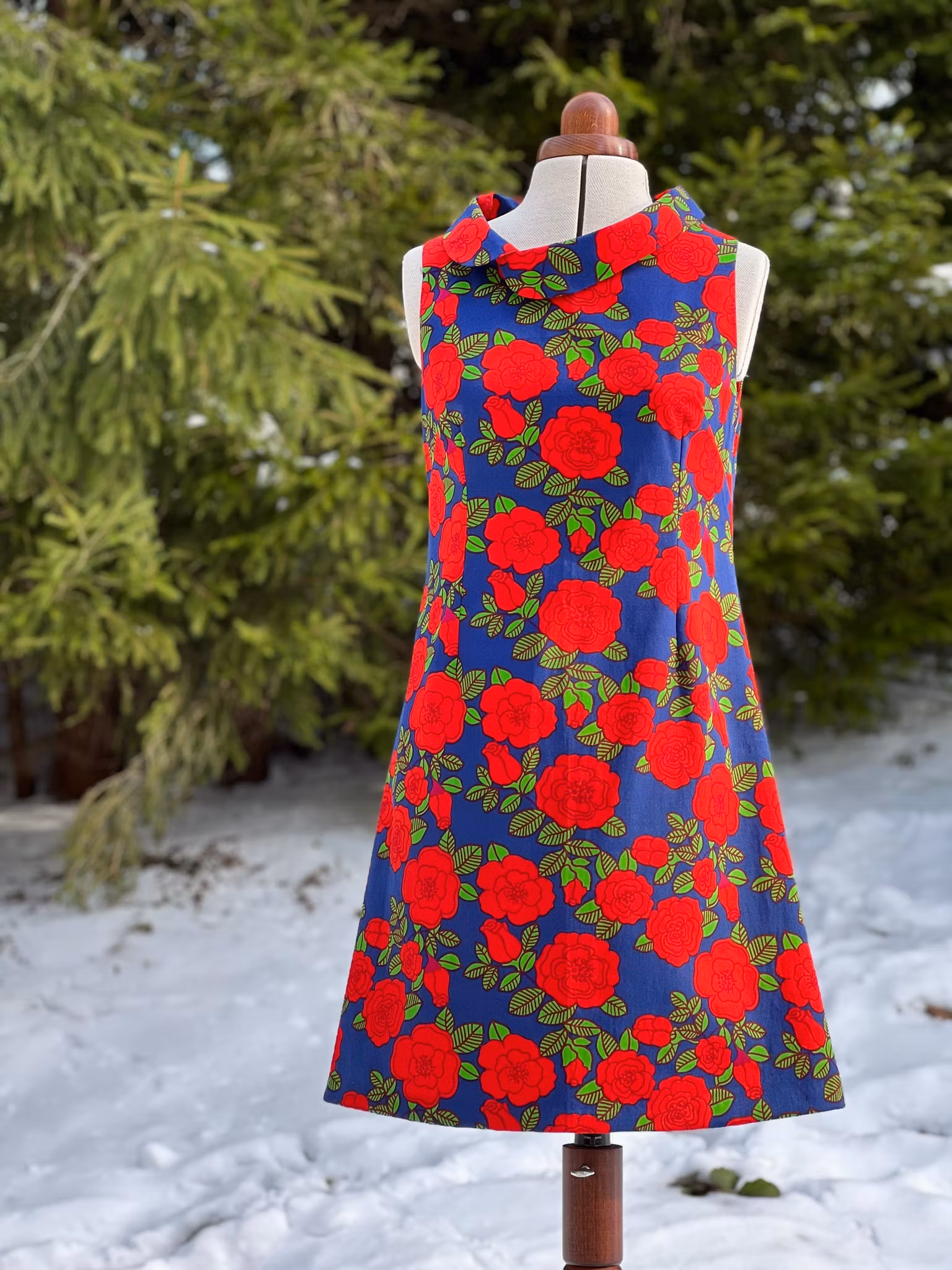 Modell Britt - retro roses