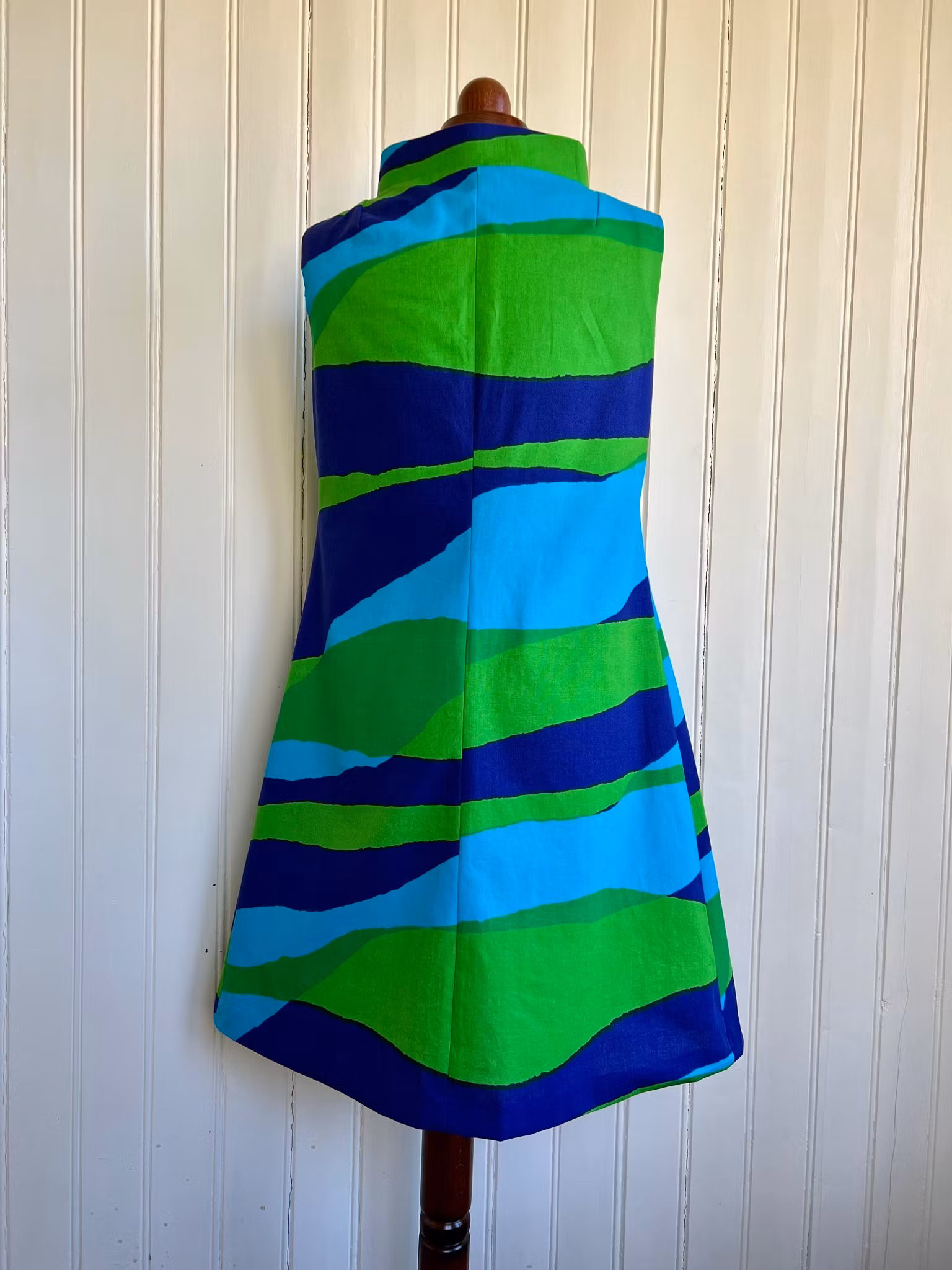 Modell Monica - colour stripes