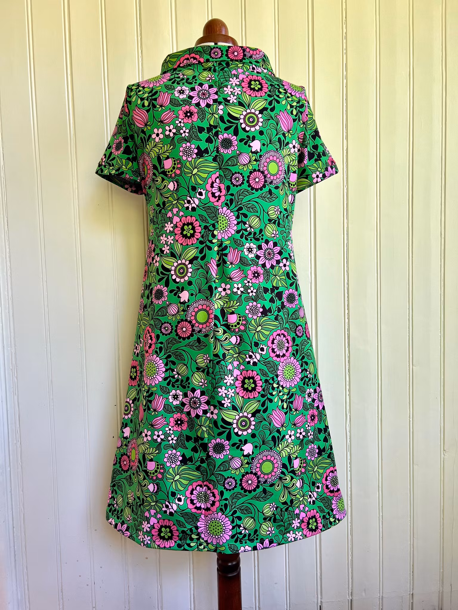 Modell Mirjam - rosa grön eufori