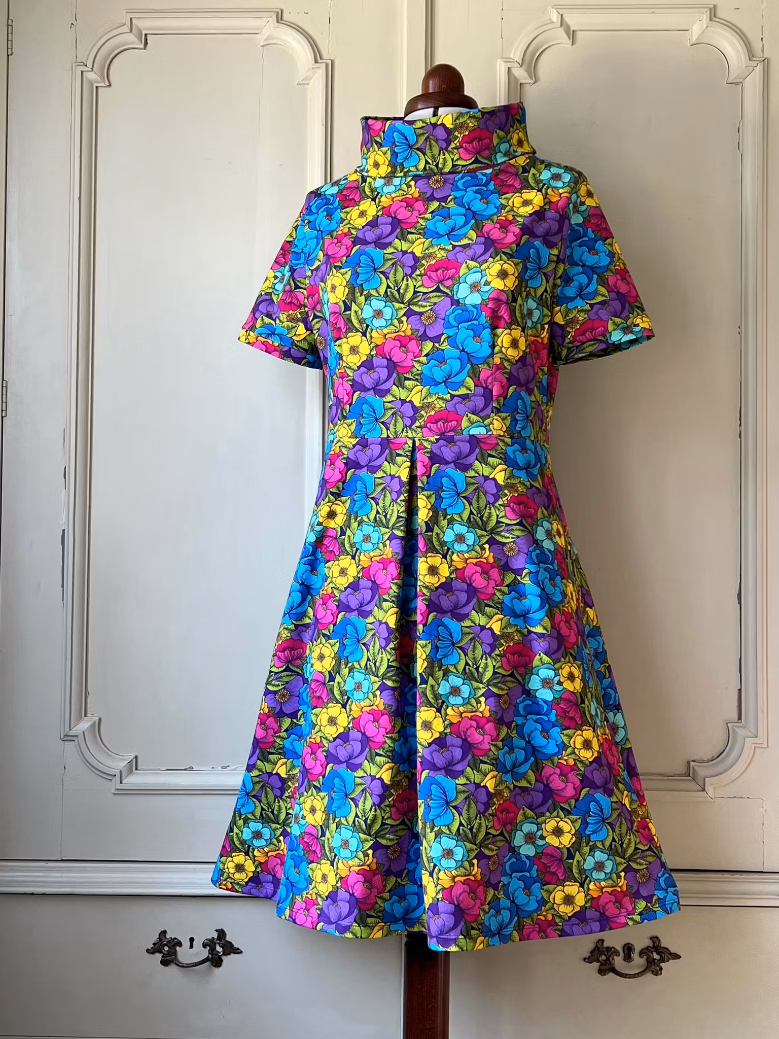 Joyful spring dress