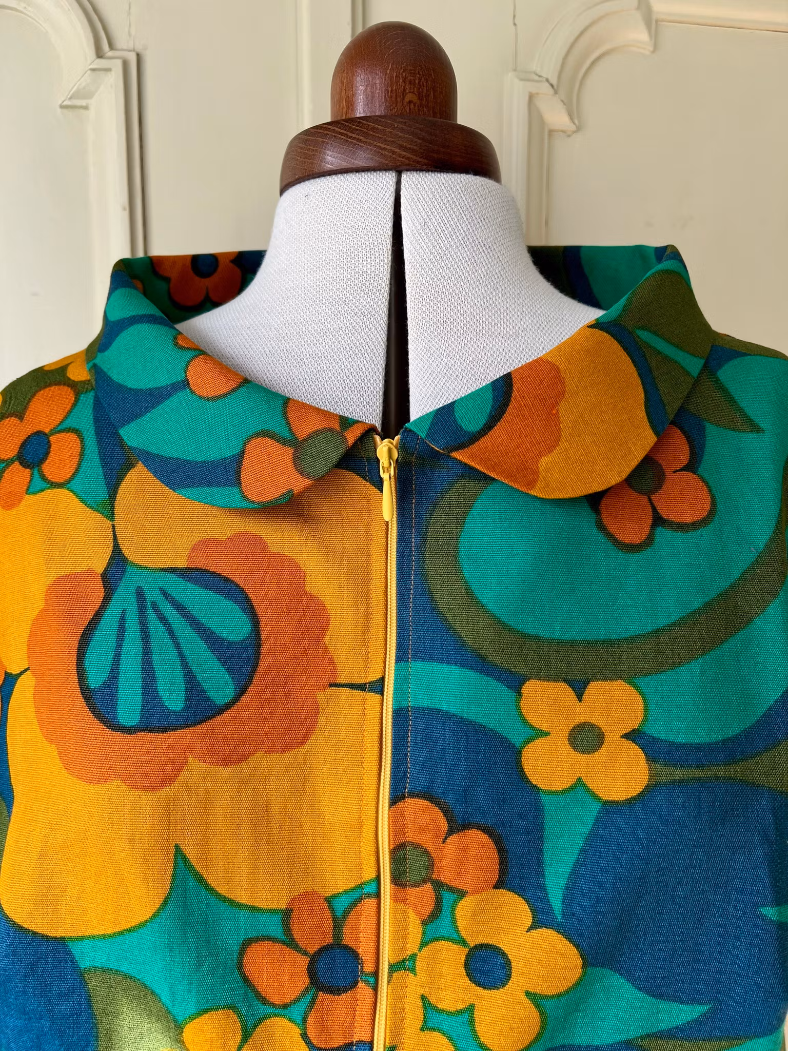 Modell Mirjam - apricot jungle