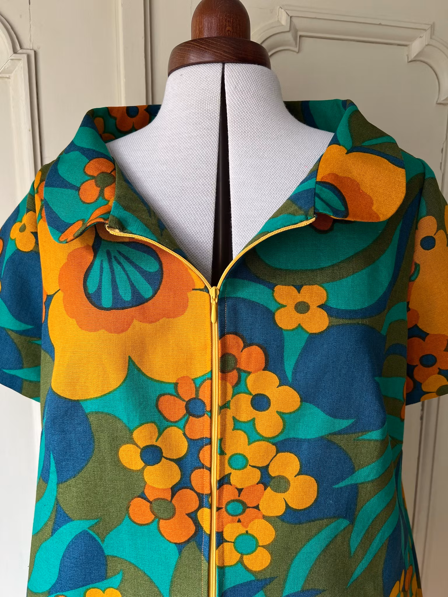 Modell Mirjam - apricot jungle