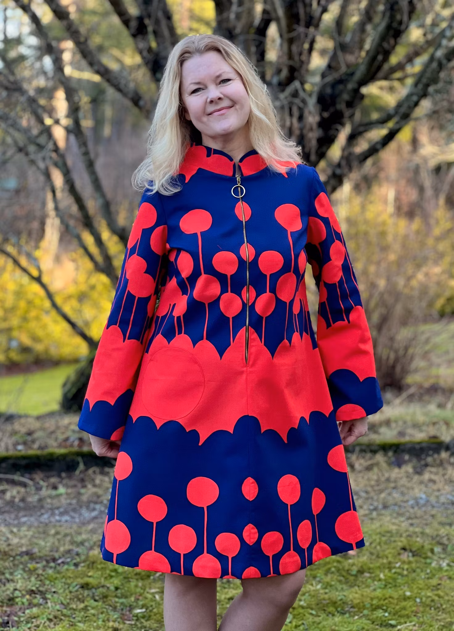 Modell Monica - red lollipops