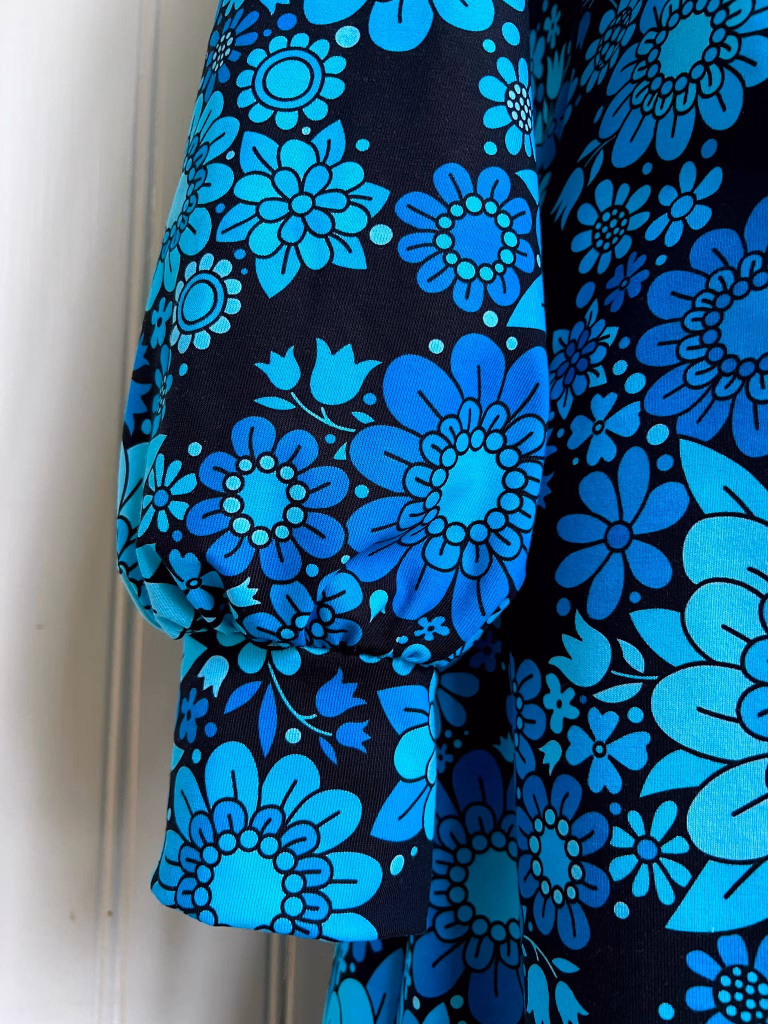 Modell Ingrid - blossom in blue