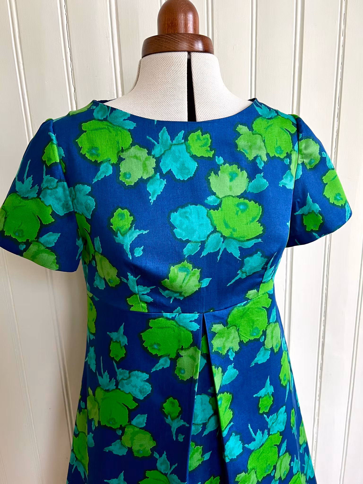 Modell Jemima - roses are green