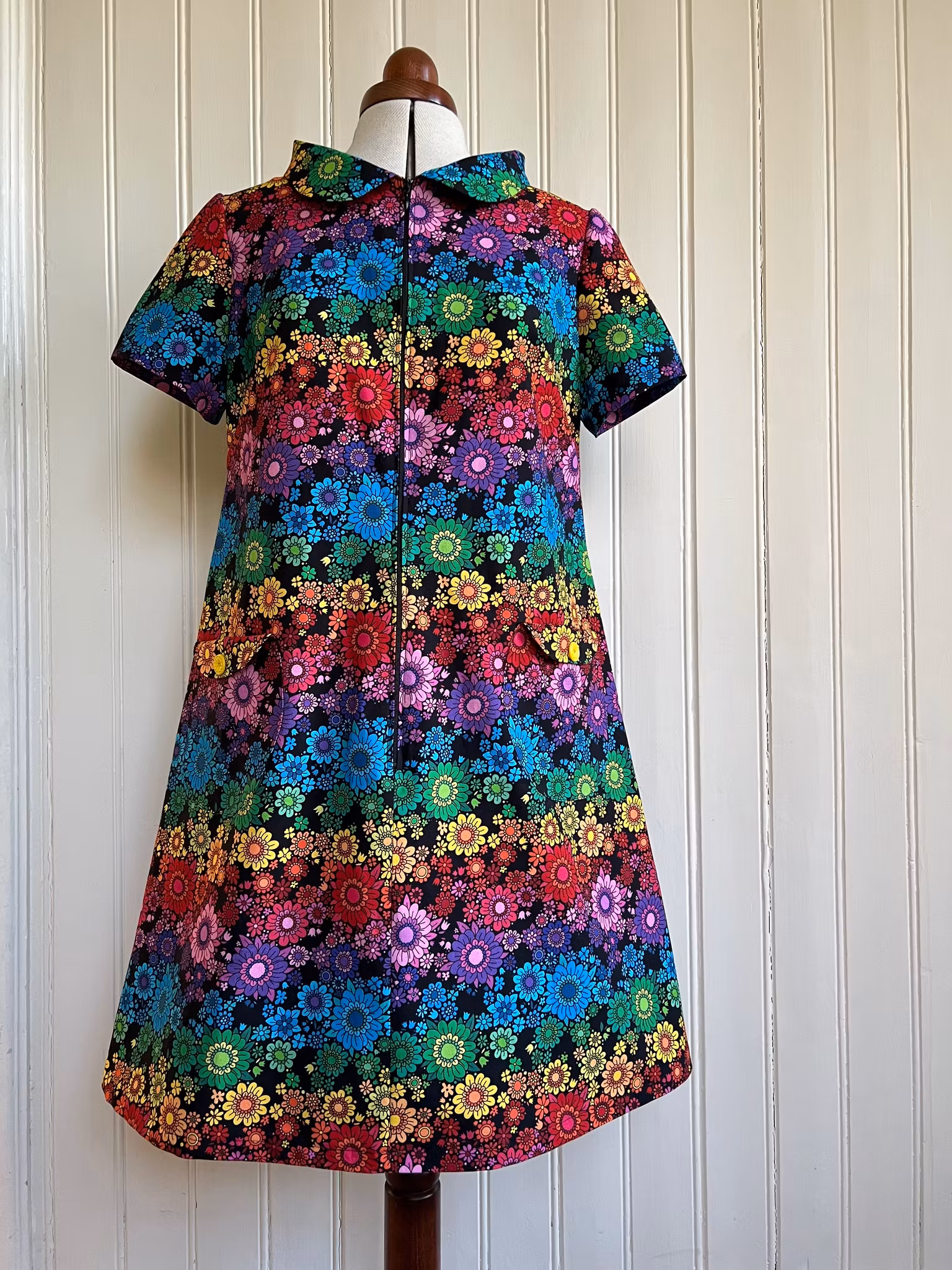 Modell Mirjam - flower rainbow