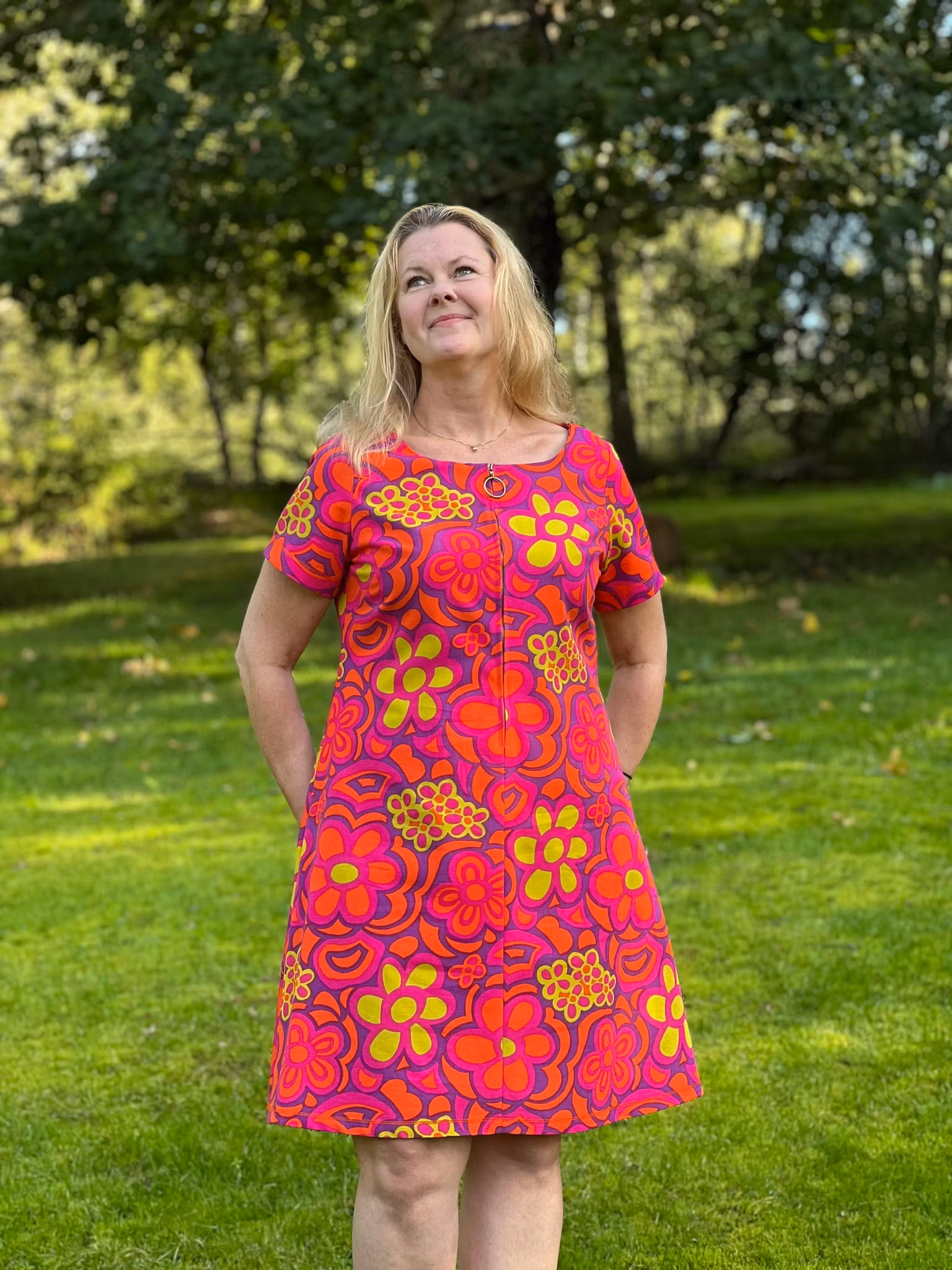 Happy flower power dress