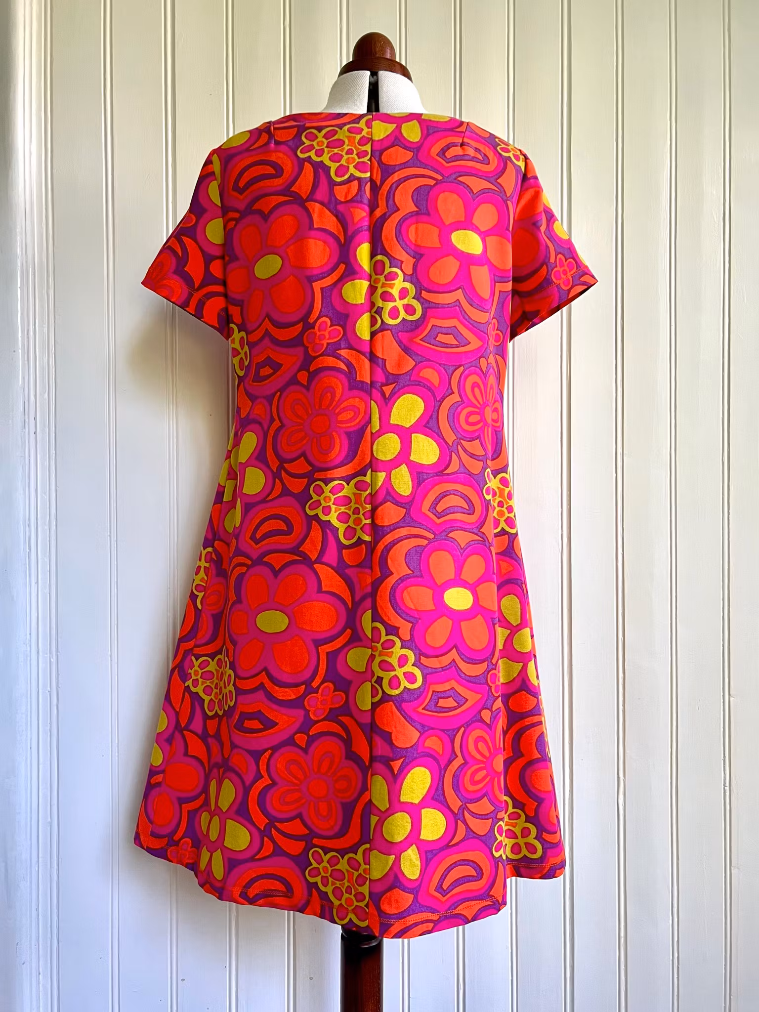 Happy flower power dress