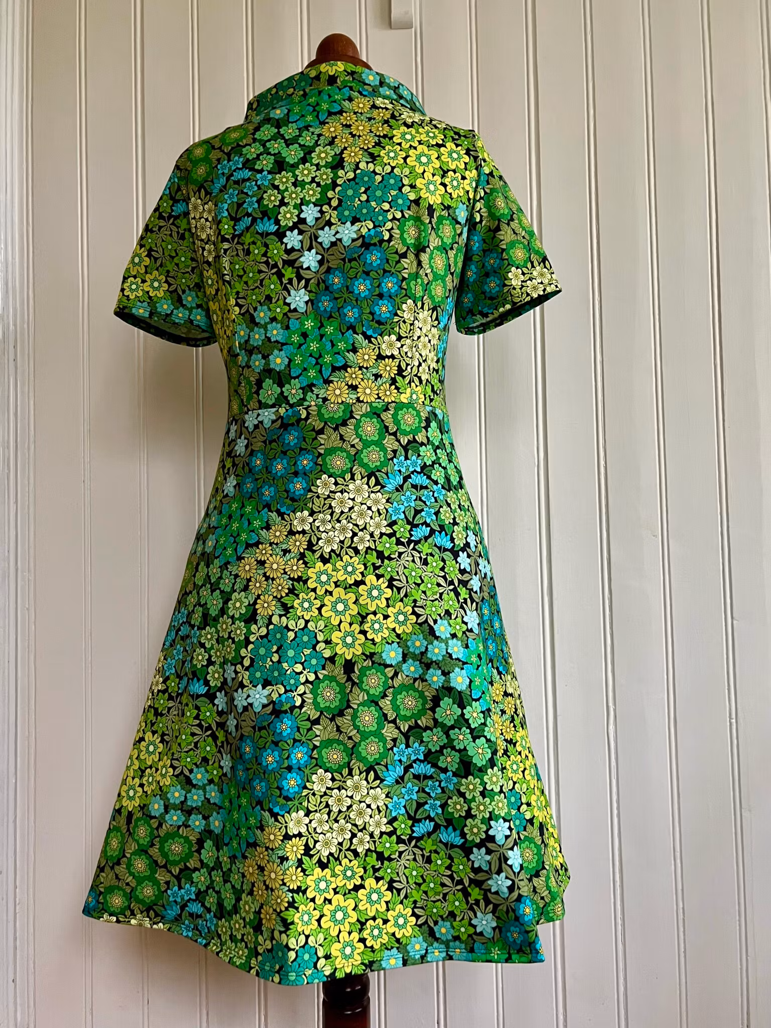 Modell Britt - flower field