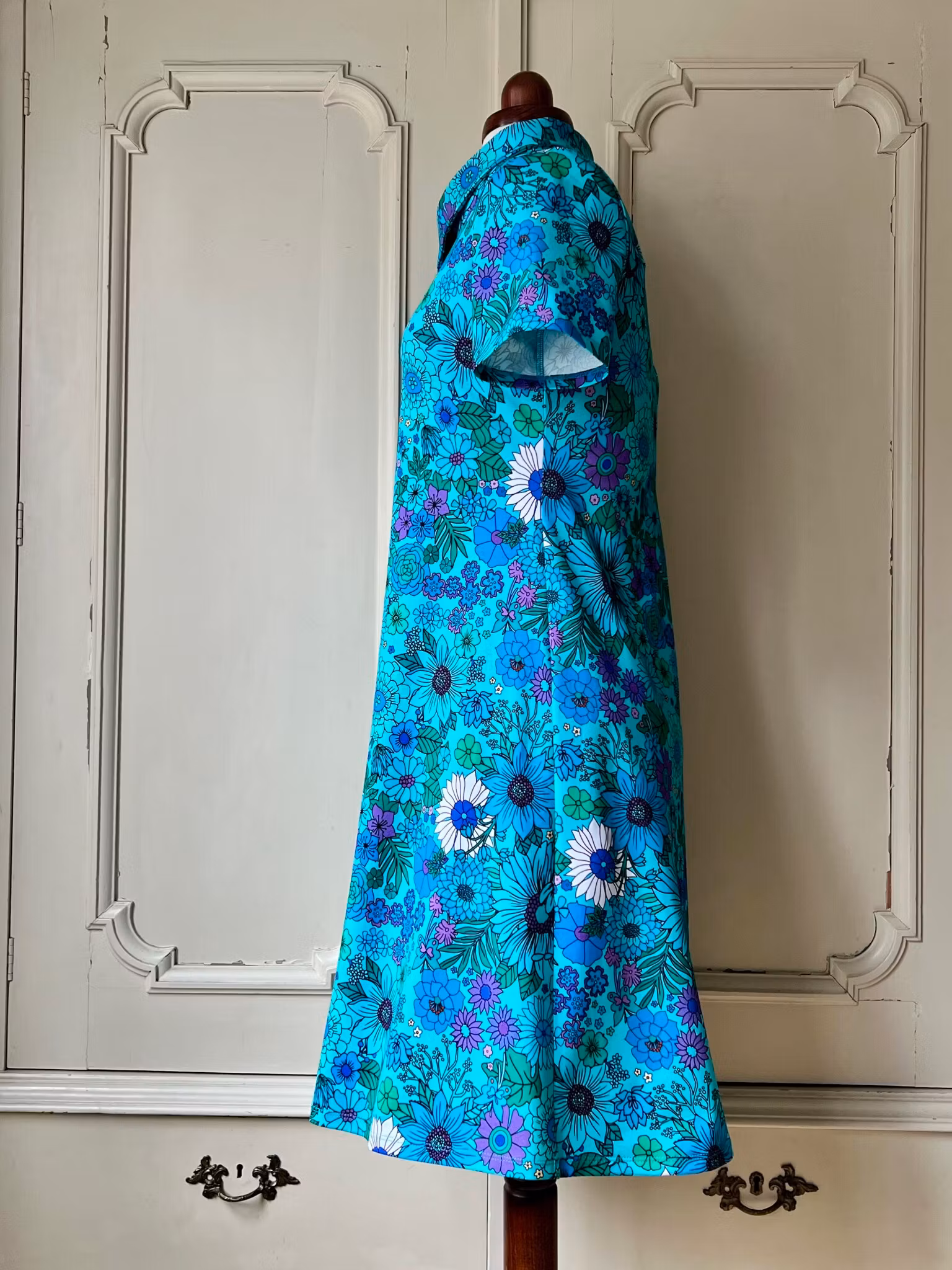 Modell Britt - cool spring