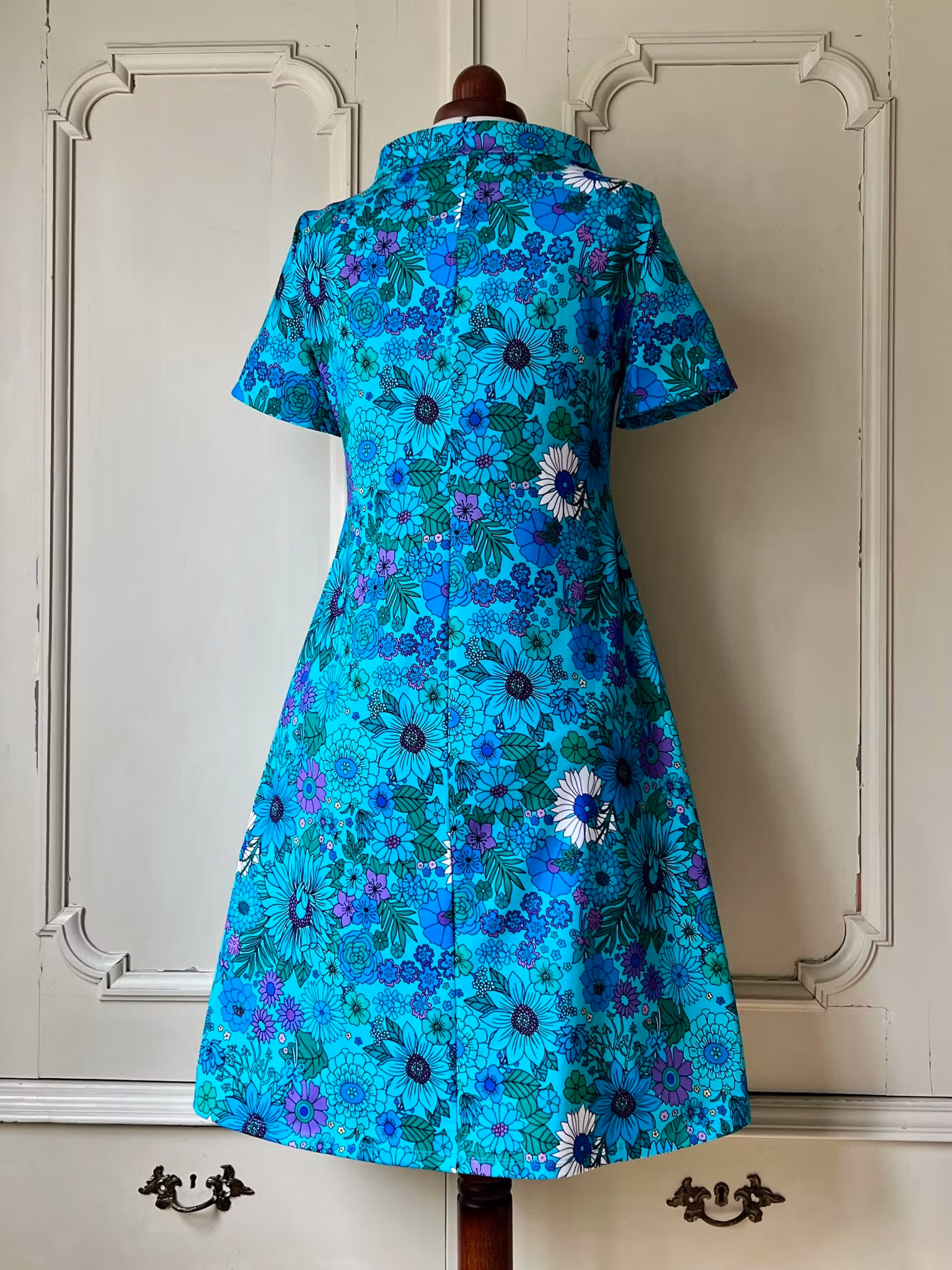 Modell Britt - cool spring