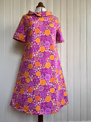 Modell Britt - purple field