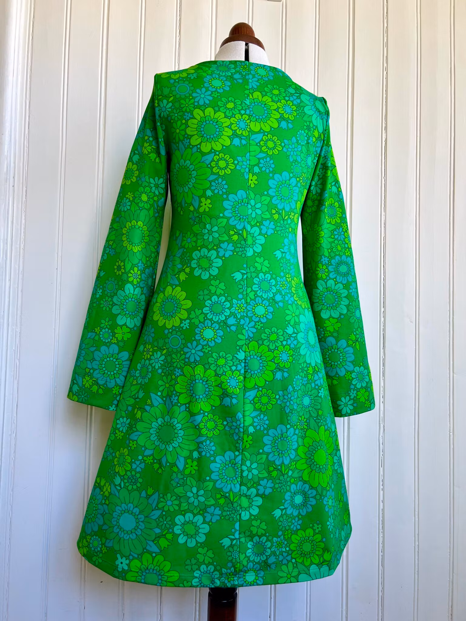 Modell Viola - joyful green