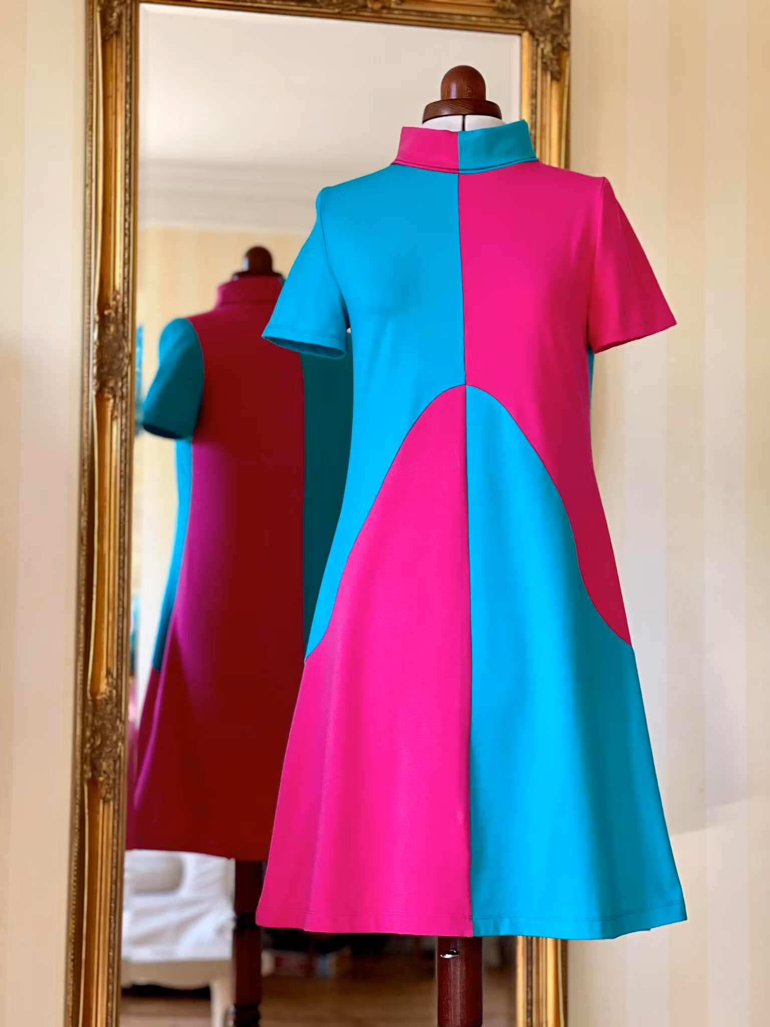 Split - turquoise pink