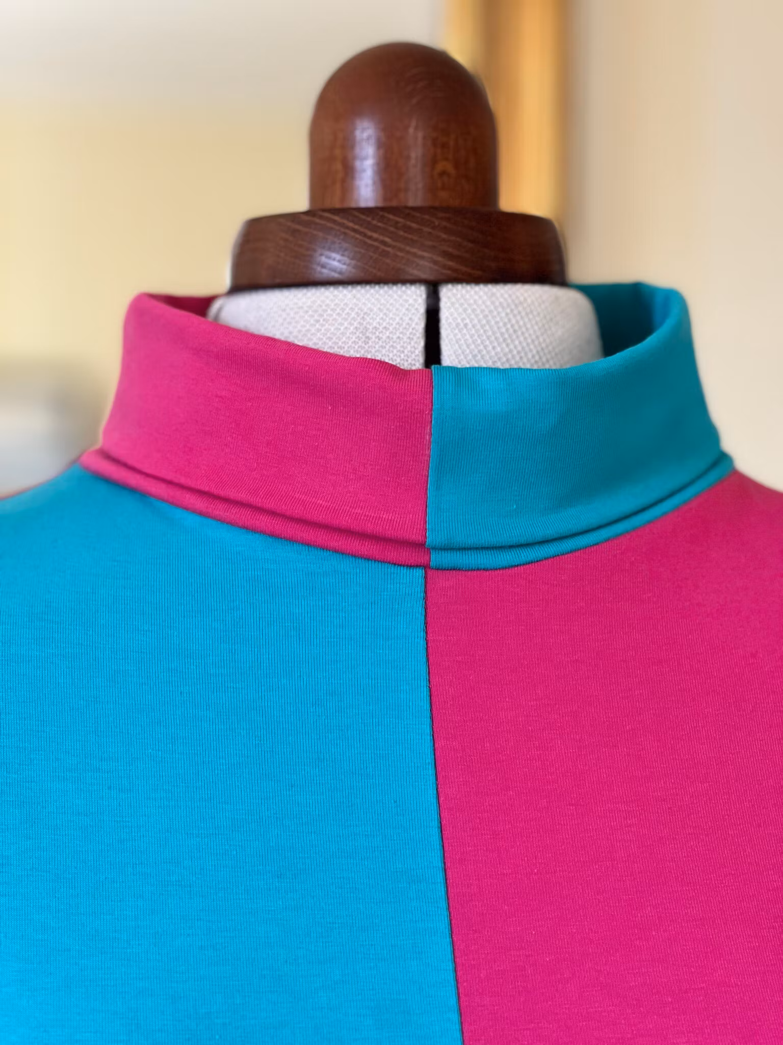 Split - turquoise pink