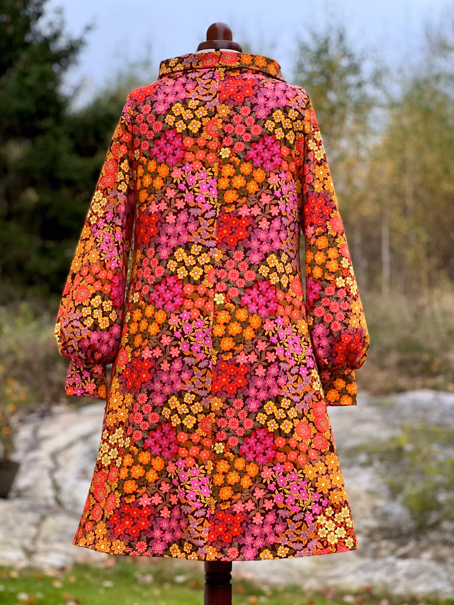 Modell Britt - autumn field