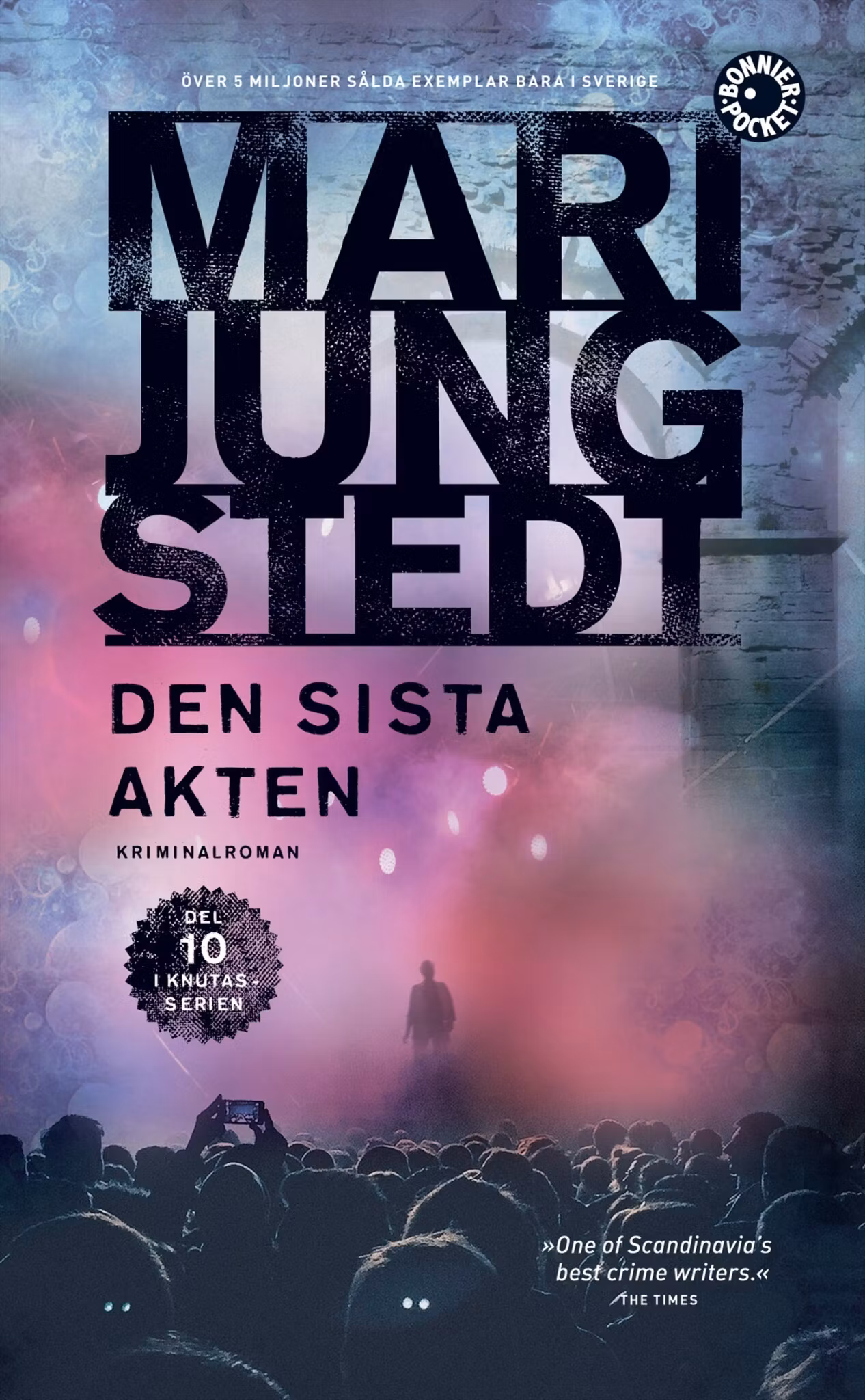 Den sista akten - finns i Rutströms bokhandel