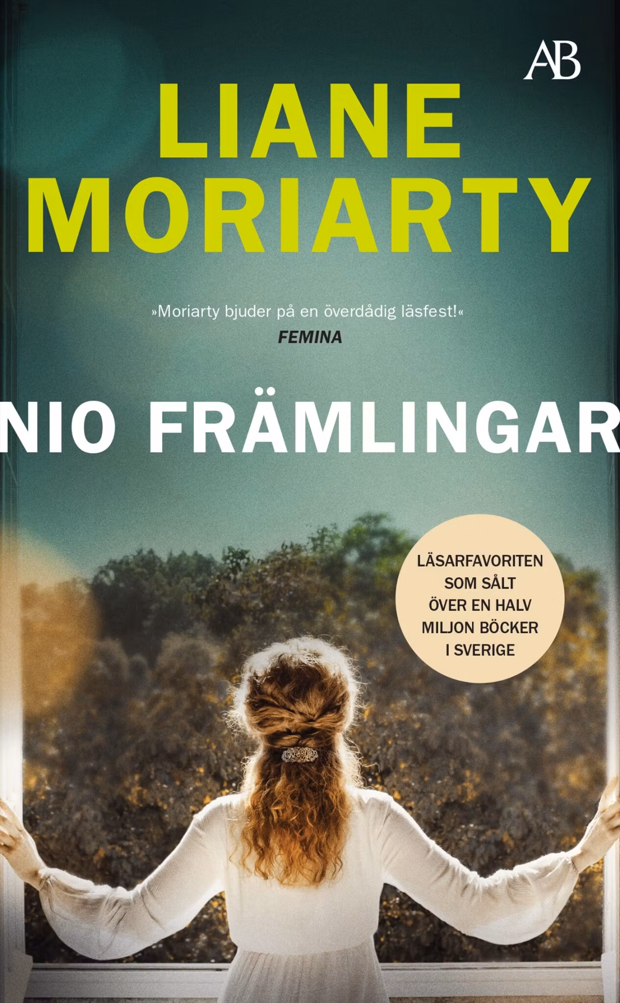 Nio främlingar - finns i Rutströms bokhandel