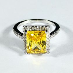Yellow diamond