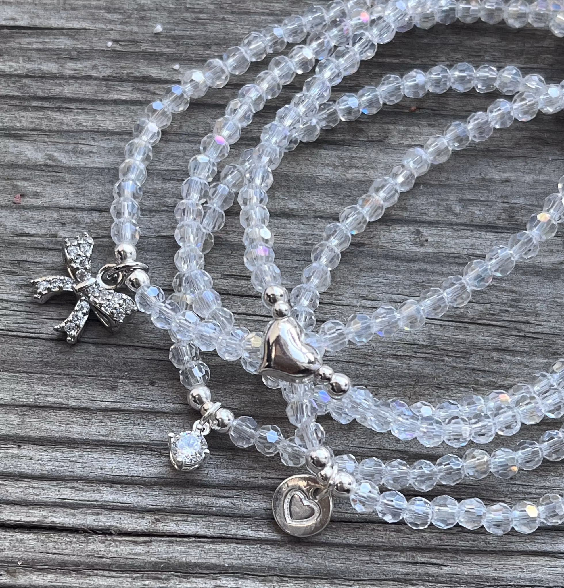 Diamantpärlor med diamantberlock