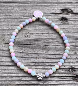 Snäckskalsarmband med blomma